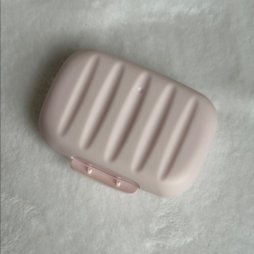 Pink Compact Soap Case - Picture 3 of 3